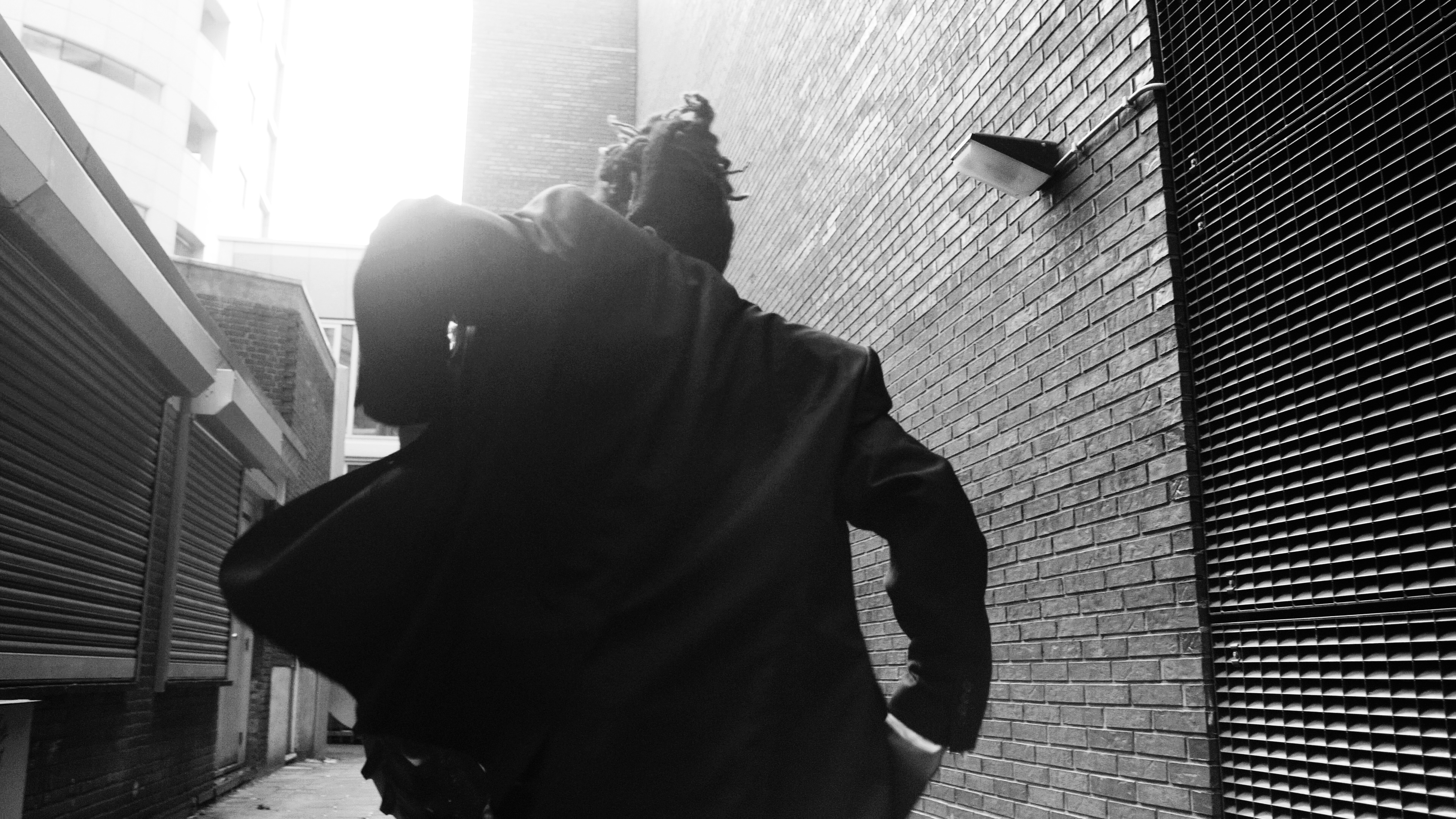 YSL CLIP.00_00_22_16.Still002